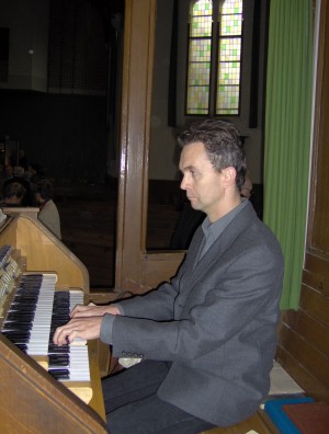 Arjen de Jong - Een van de organisten van de Protestantse gemeente Halfweg-Zwanenburg
